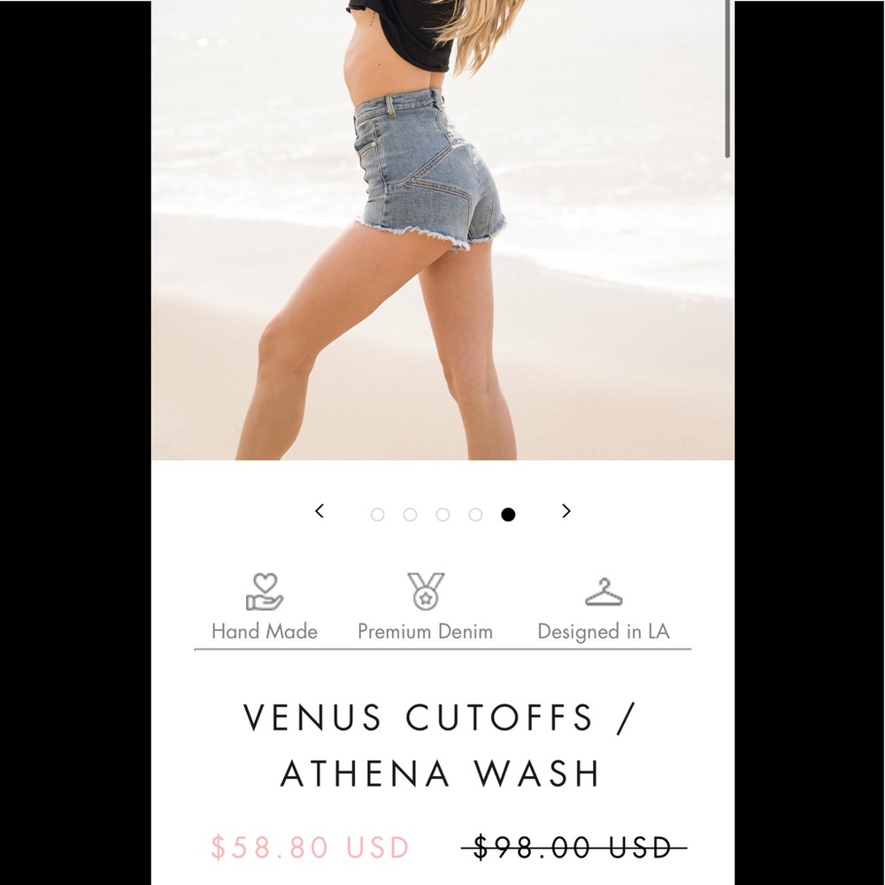 BNWT REVICE size 25 - Venus Cutoff shorts
